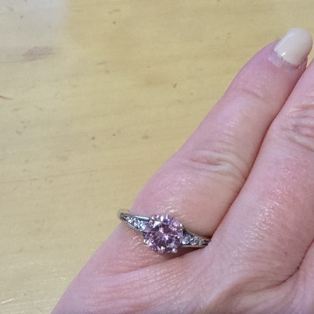 Baby PINK Lia Sophia RING - Picture 5 of 5